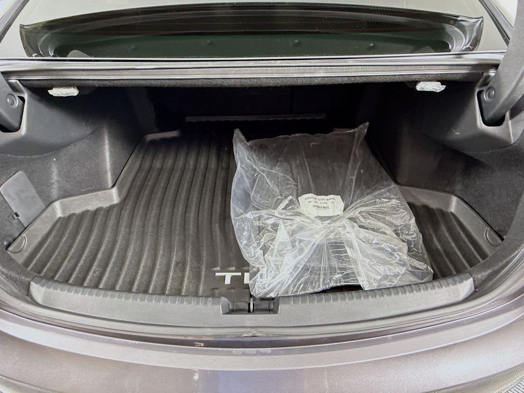 Used 2023 Gray Acura Advance image 28