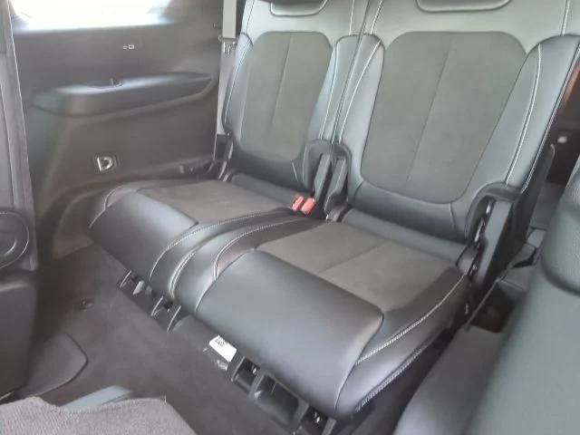 Certified Used 2021 Silver Jeep Altitude image 25