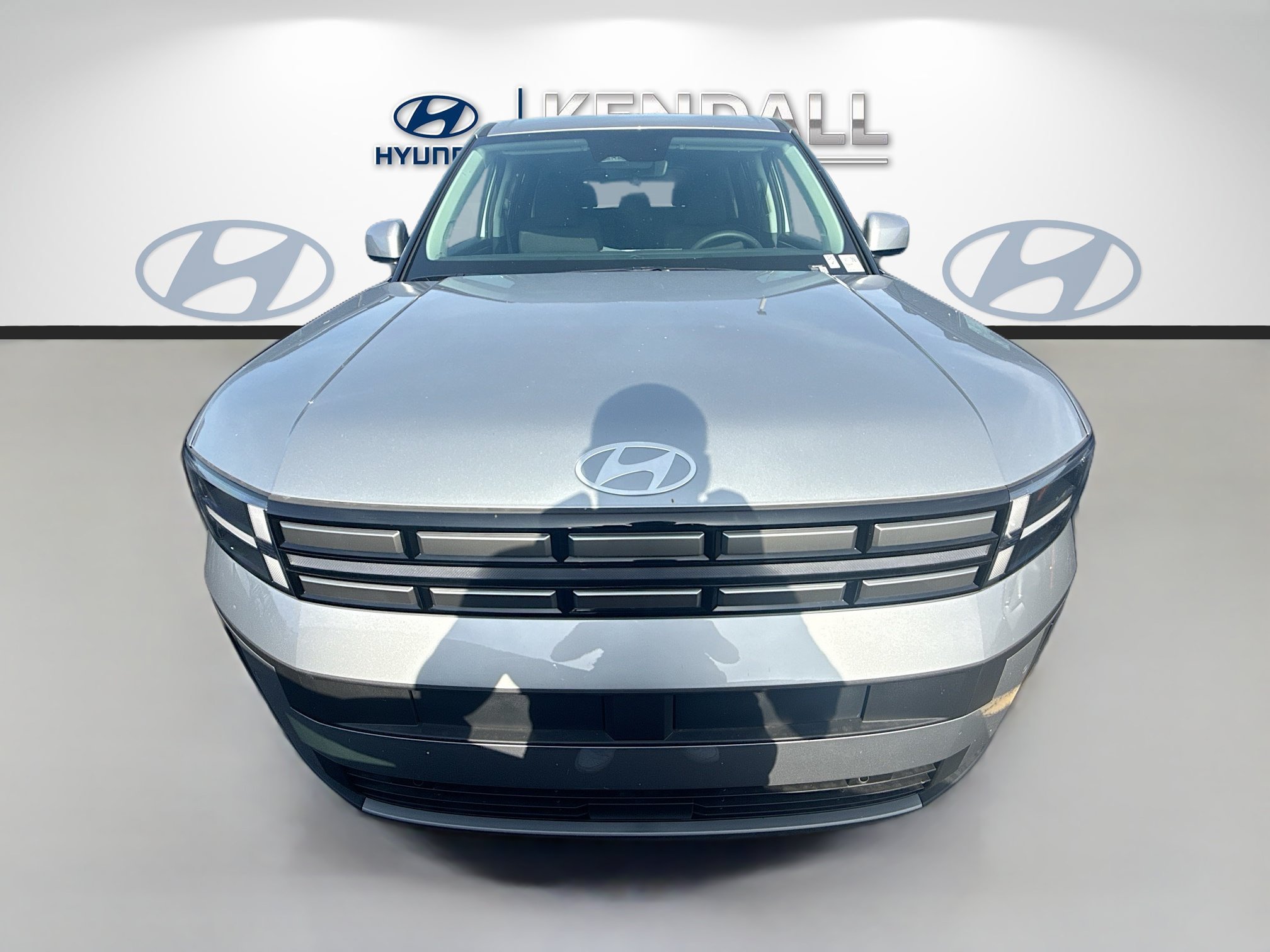New 2026 Shimmering Silver Hyundai SE FWD image 26