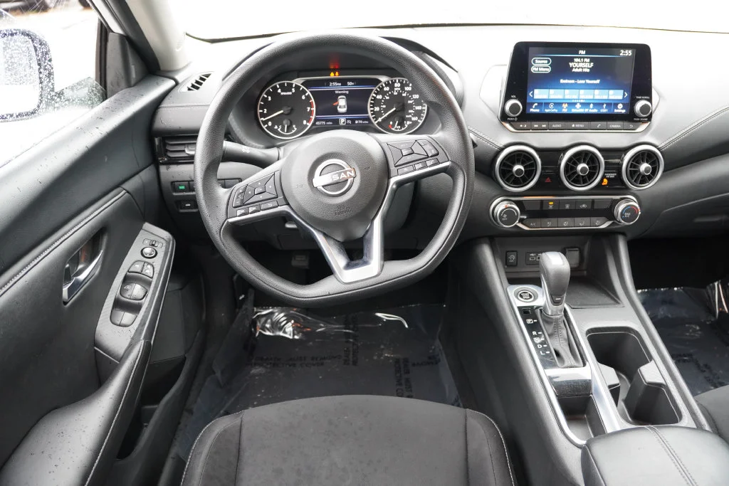 Used 2025 Aspen White Tricoat Nissan SV image 19