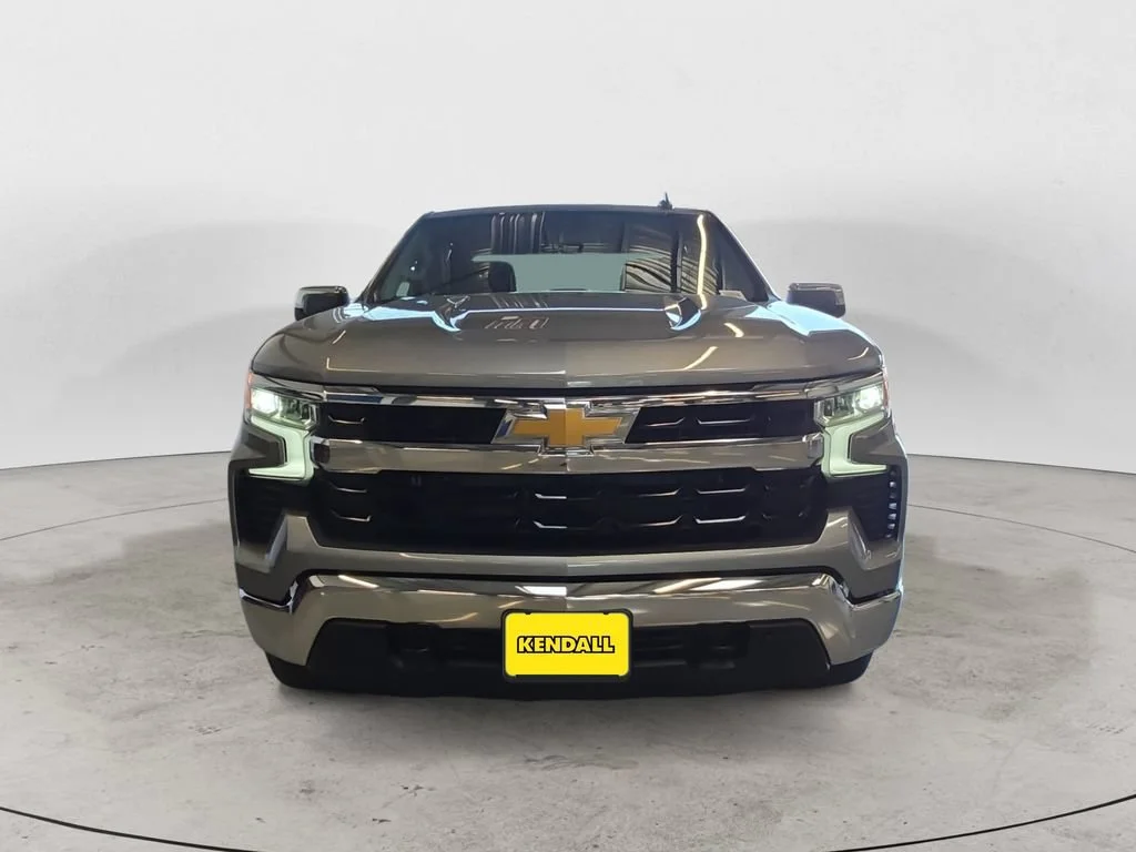 Used 2023 Sterling Gray Metallic Chevrolet LT image 2