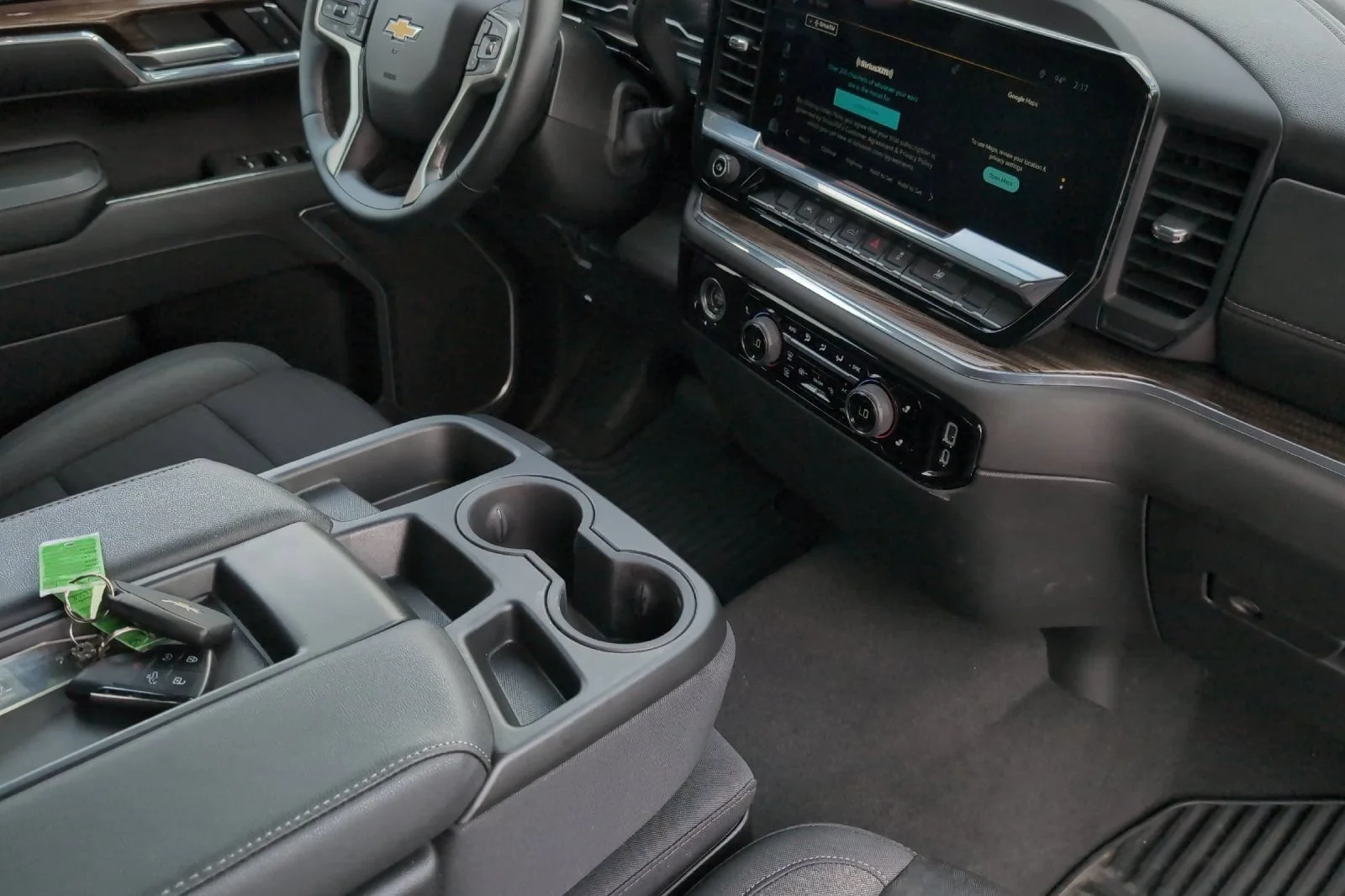 Used 2024 Lakeshore Blue Metallic Chevrolet LT (2FL) image 16