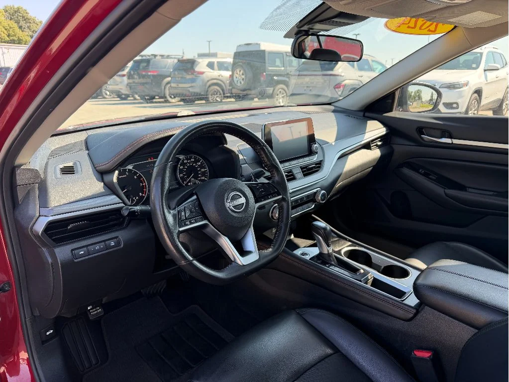 Used 2024 Scarlet Ember Nissan 2.5 SR image 20