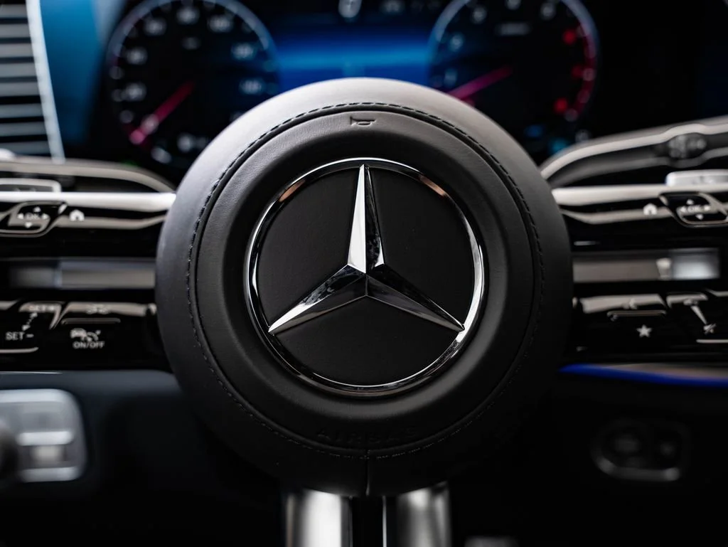 New 2026 Manufaktur Signature Silicon Gray Mercedes-Benz GLS 450 image 34