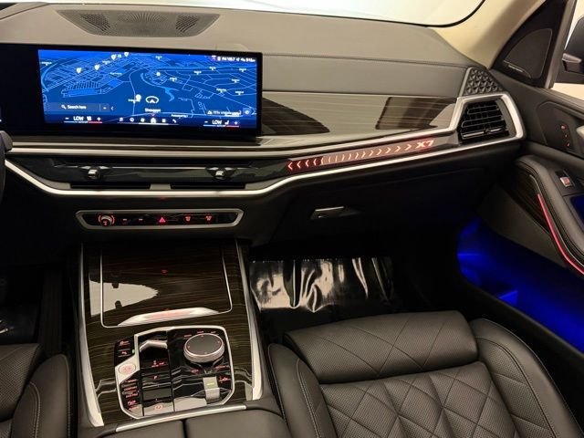 Used 2024 Skyscraper Gray Metallic BMW xDrive40i image 33