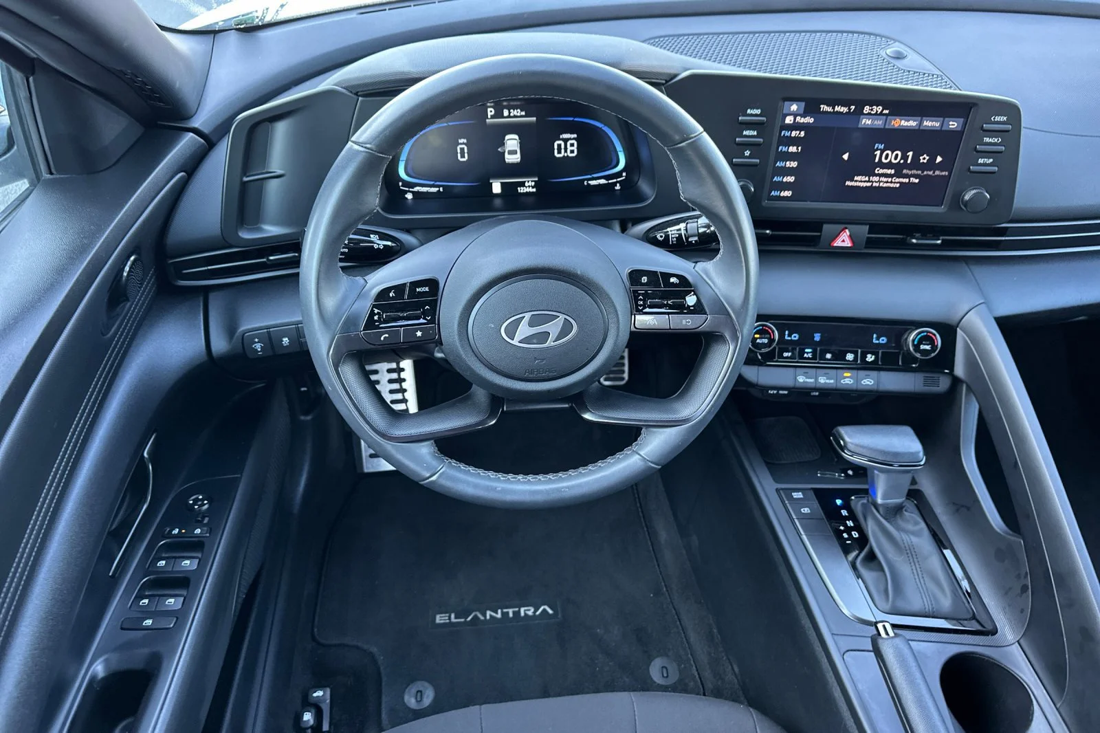 Used 2025 Serenity White Hyundai SEL Sport image 14