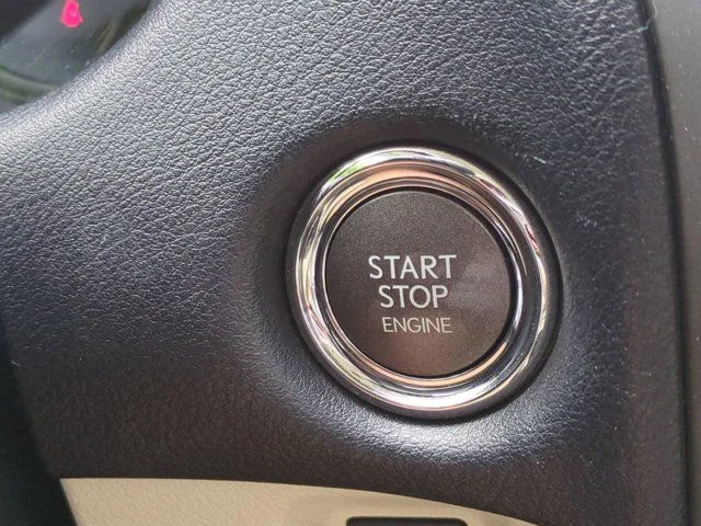 Used 2020 Silver Lexus 460 image 27