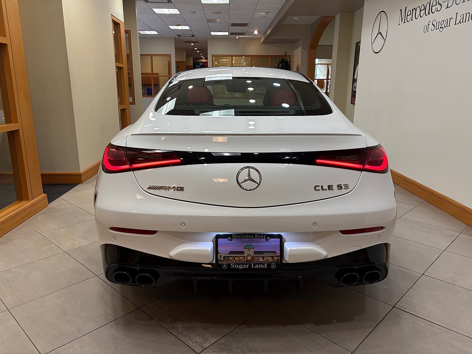 New 2027 MANUFAKTUR Moonlight White Metallic Mercedes-Benz AMG® CLE 53 image 4
