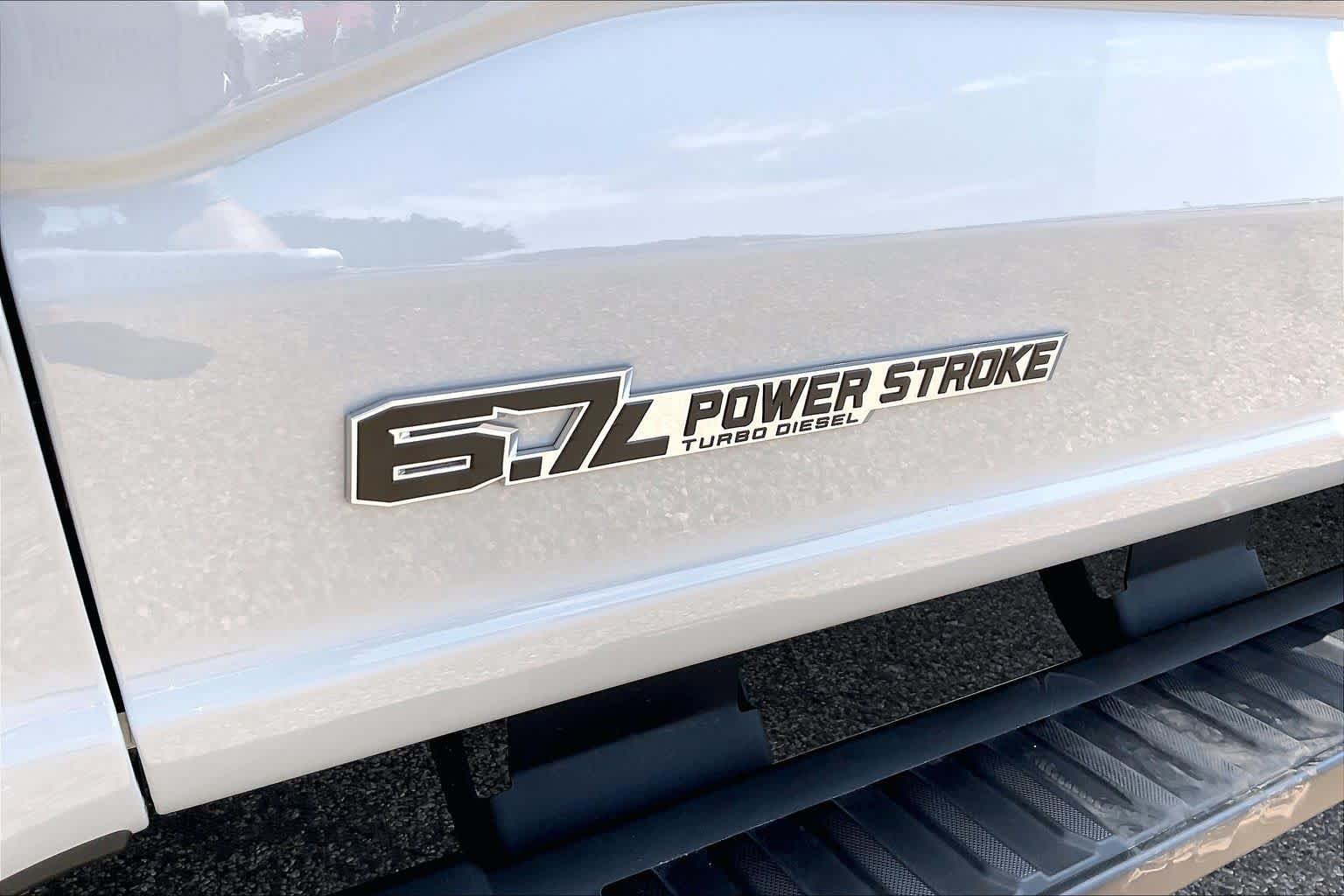 New 2026 Avalanche Ford LARIAT image 15