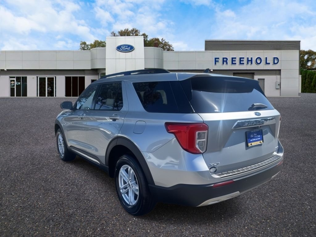 Certified Used 2022 Silver Metallic Ford XLT image 6