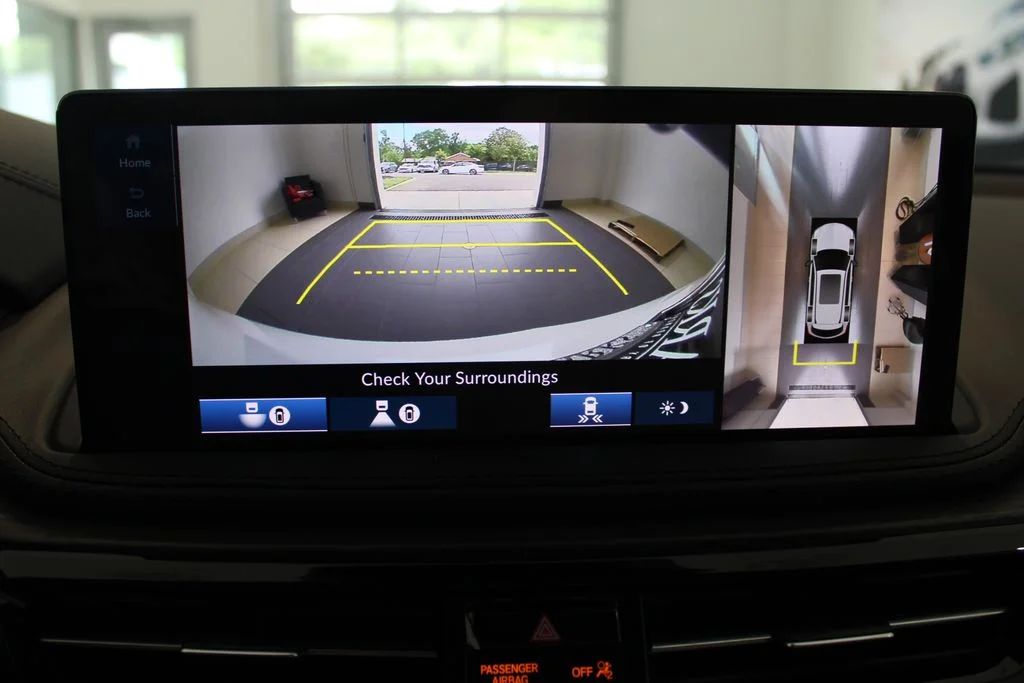 New 2026 Platinum White Pearl Acura Advance Package image 16