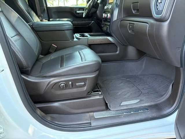Used 2021 WHITE FROST TRICOAT GMC Denali image 13