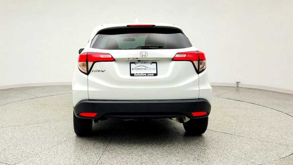 Used 2021 Platinum White Pearl Honda LX 2WD CVT image 6