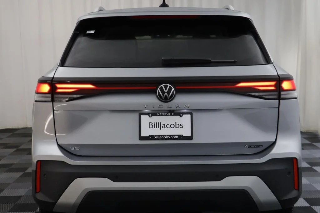 2026 Volkswagen Tiguan SE - Photo 16