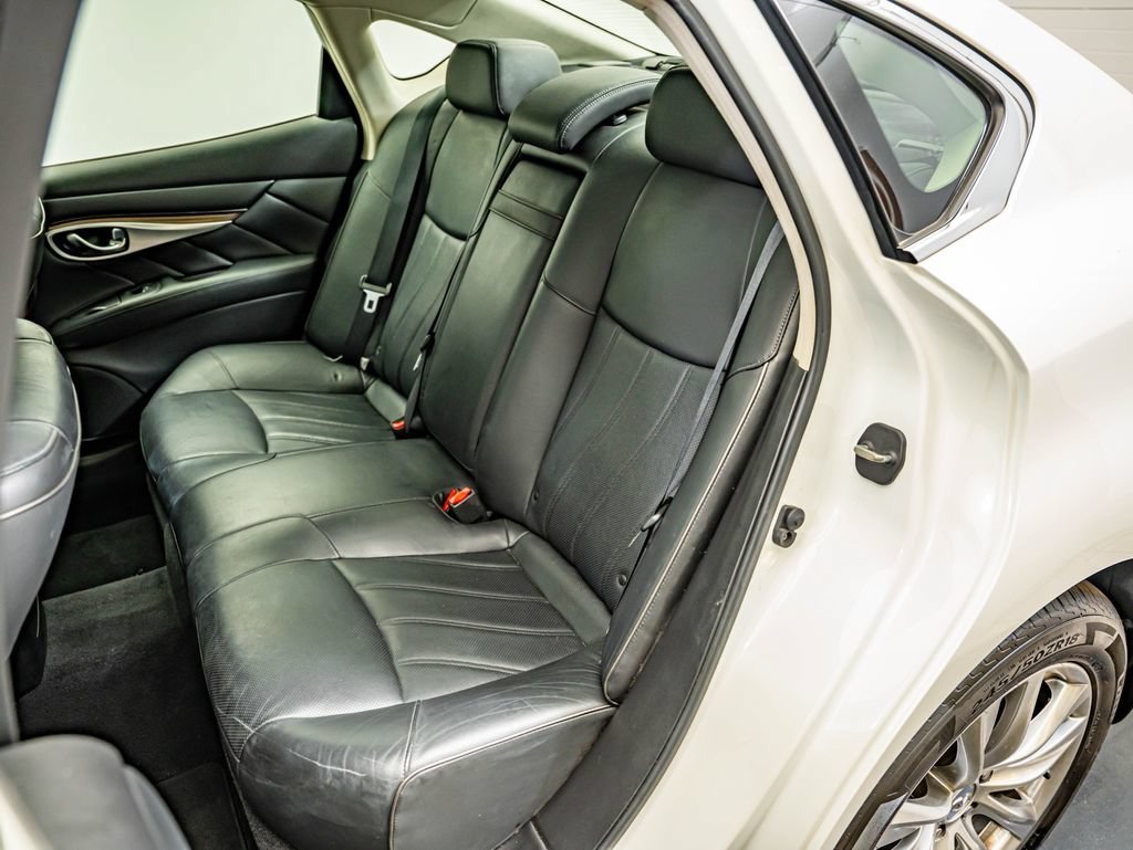 Used 2015 Moonlight White INFINITI 3.7X image 43