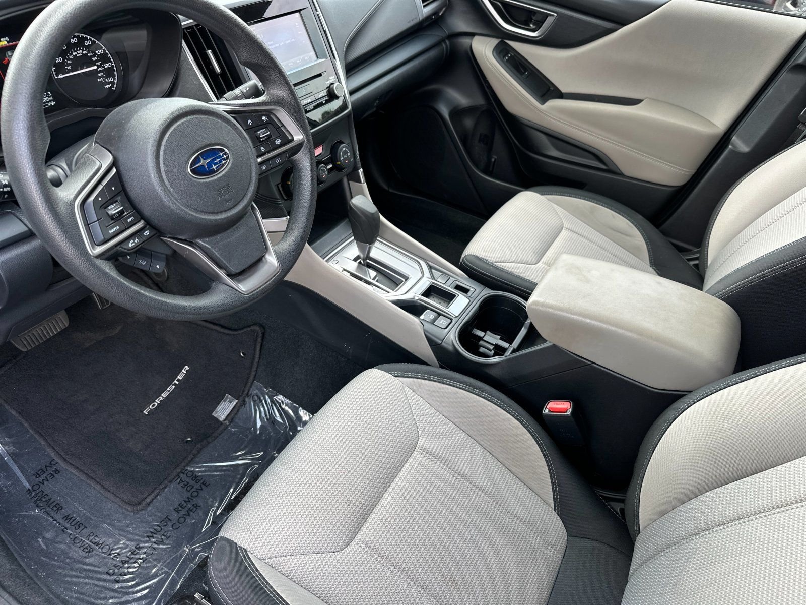 Used 2022 Green Subaru Base image 10