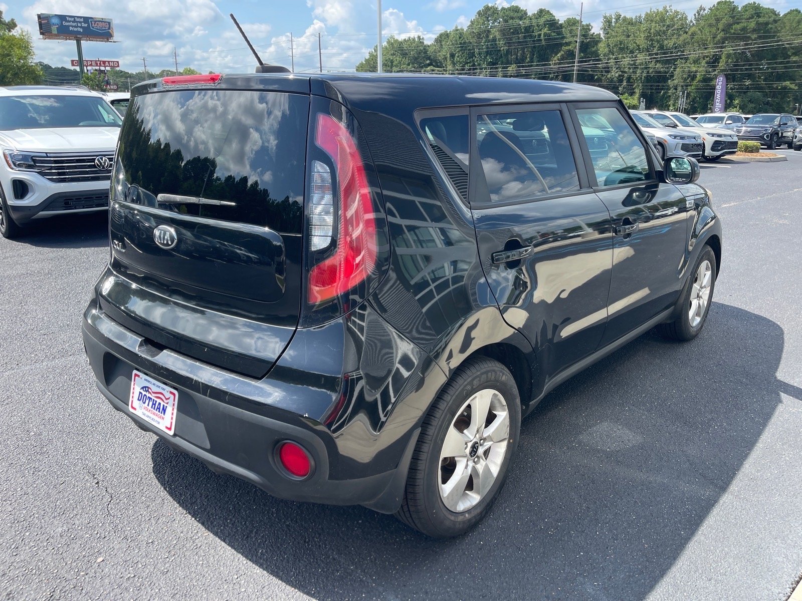 Used 2018 Black Kia Base image 15