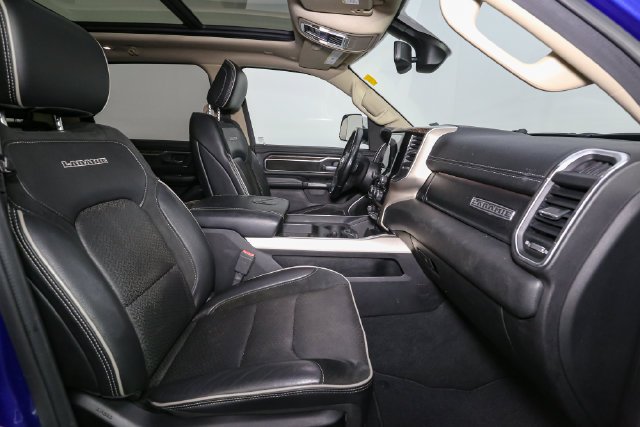 Used 2019 Blue Ram Laramie image 16