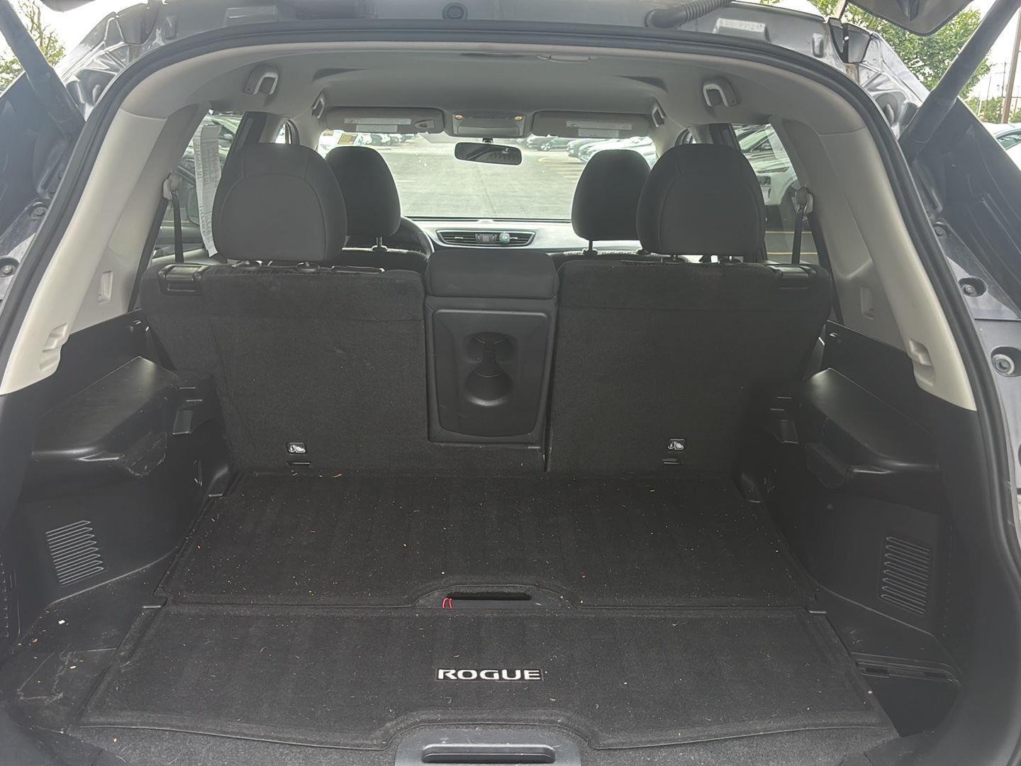 Used 2018 Gun Metallic Nissan SV image 16