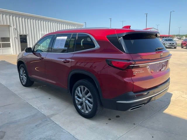 Used 2025 Red Buick Preferred image 39