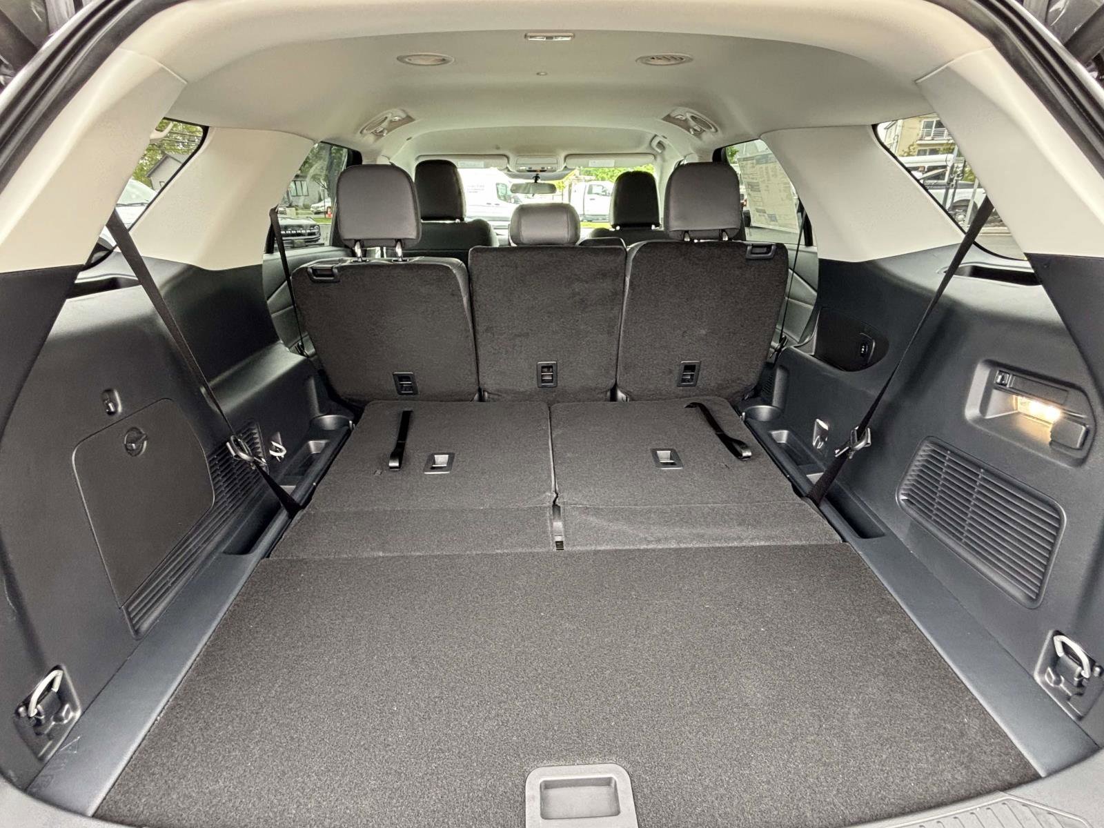 New 2026 Carbonized Gray Metallic Ford Active w/200A Pkg image 28