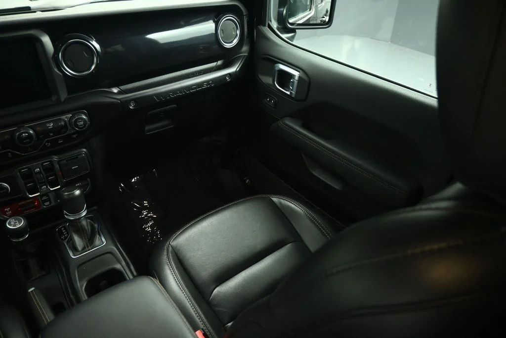 Used 2023 Black Jeep Rubicon 392 image 46