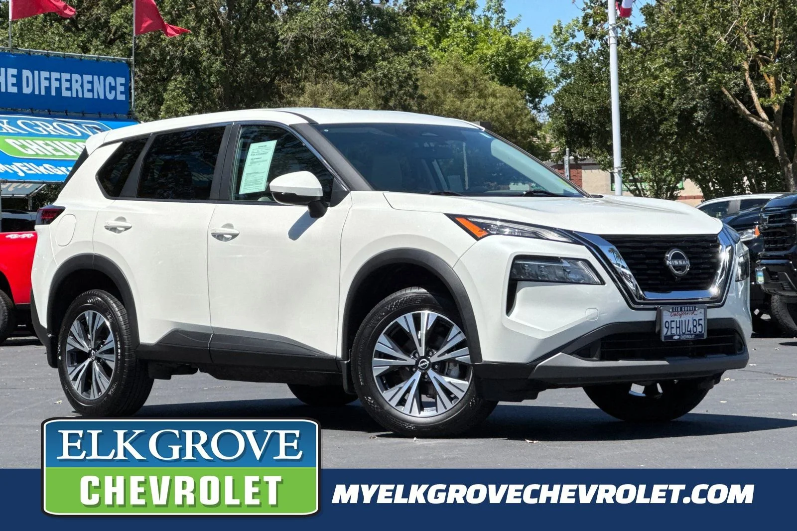 2023 Nissan Rogue SV FWD's photo