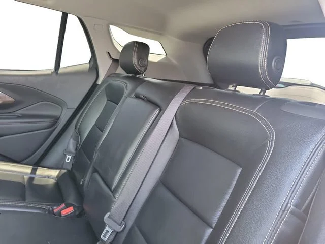 Used 2018 EBONY TWILIGHT METALLIC GMC SLE image 21
