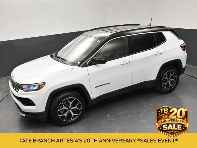 Used 2025 White Jeep Limited image 1