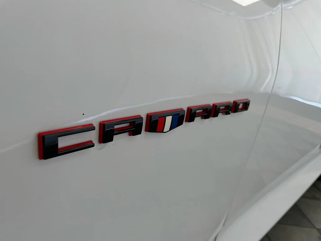Used 2024 Summit White Chevrolet LT image 32