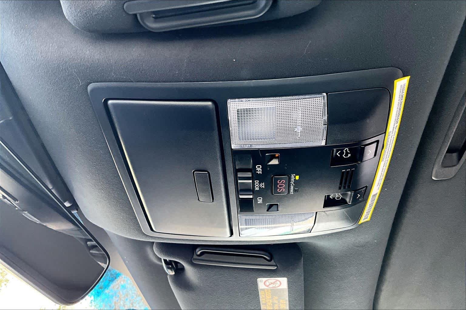 Used 2021 Nightfall Mica Lexus Premium image 31