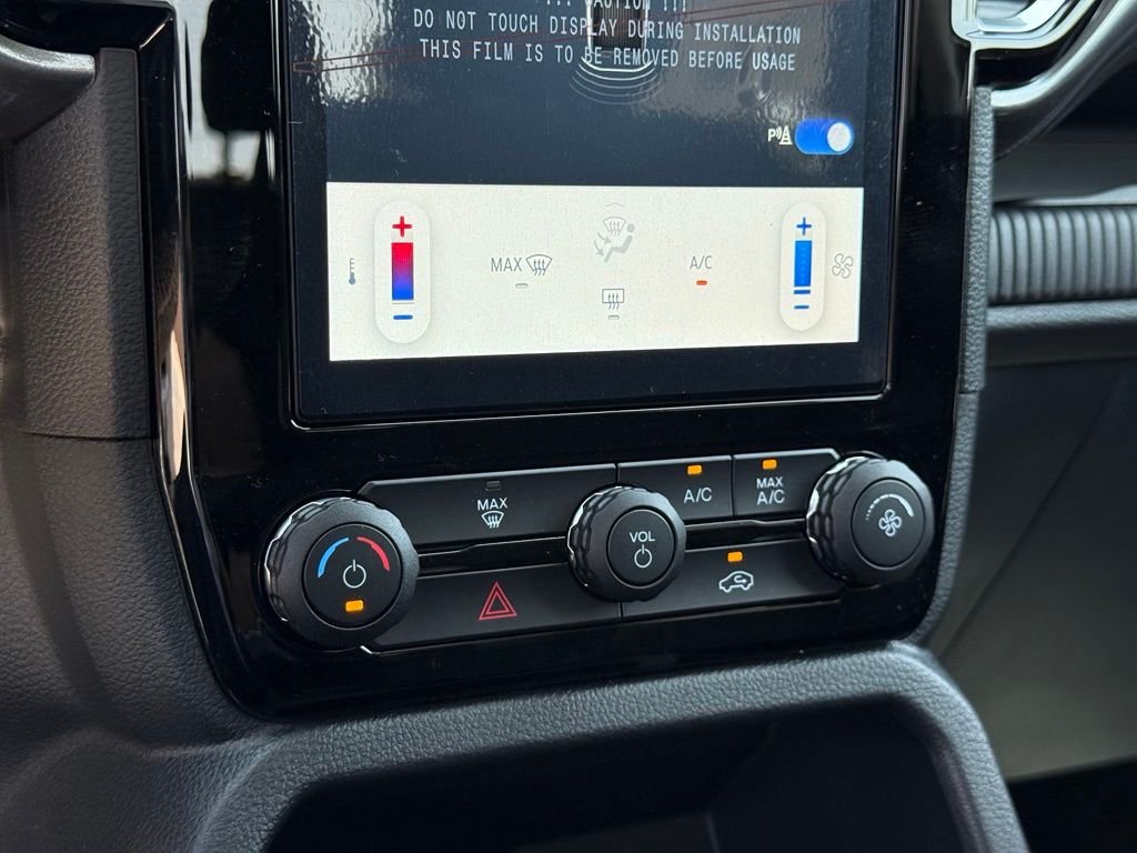 New 2026 Oxford White Ford XLT image 10