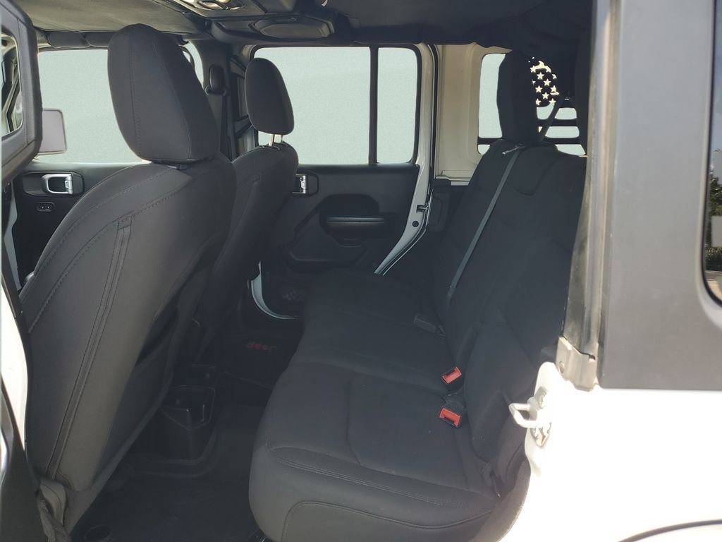 Used 2020 White Jeep Unlimited Sport S image 9