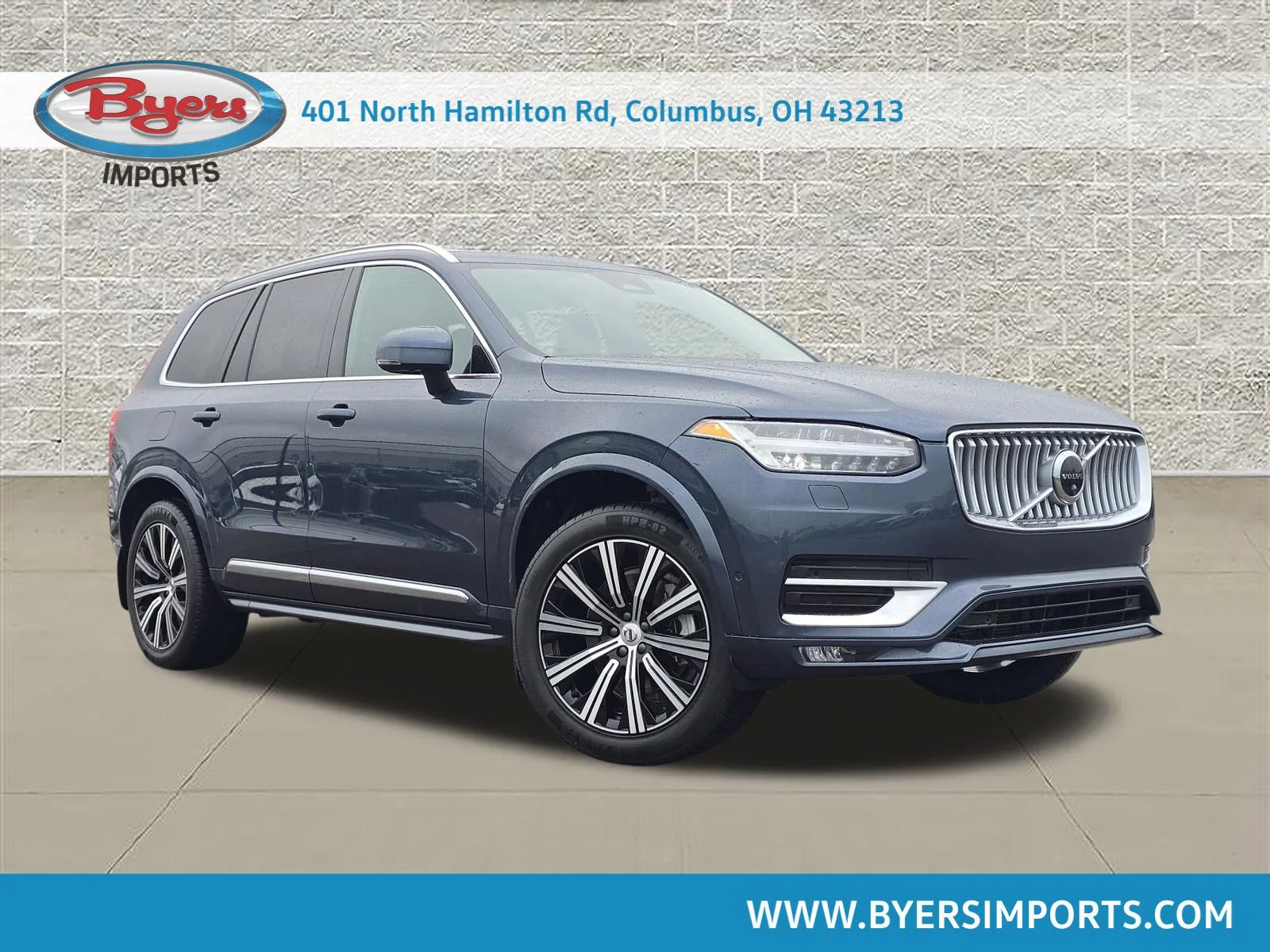 2023 Volvo XC90 B5 Plus 4WD's photo