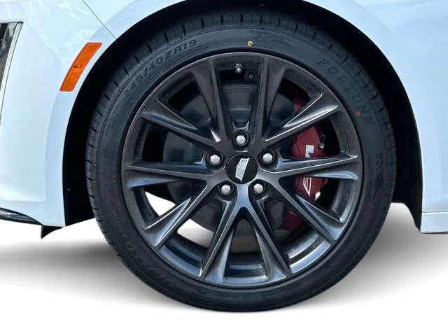 Used 2022 White Cadillac V-Series image 8