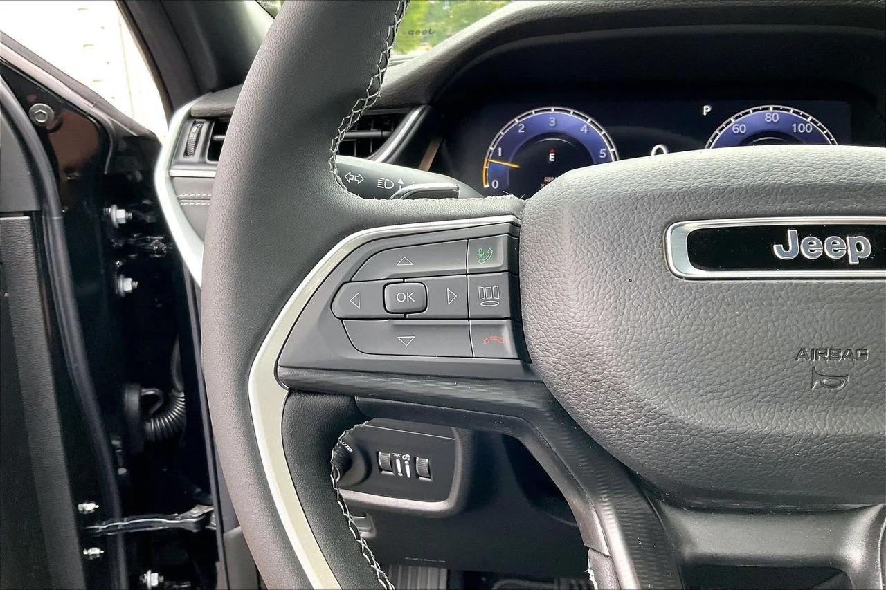 New 2027 High Gloss Black Jeep Laredo image 26