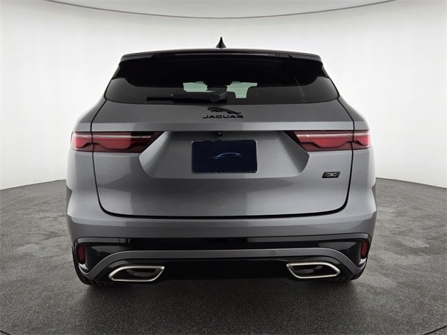 New 2026 Eiger Grey JAGUAR P400 R-DYNAMIC S image 7