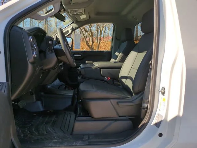 New 2024 Summit White GMC Pro image 19