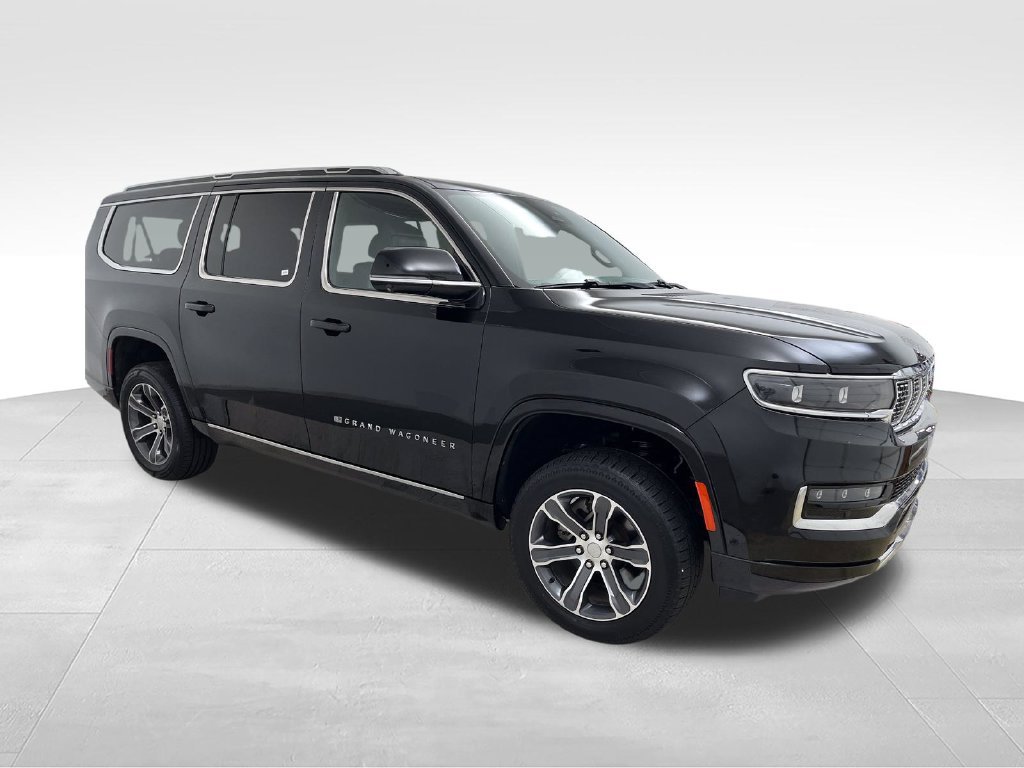 Used 2024 Black Jeep Base image 7