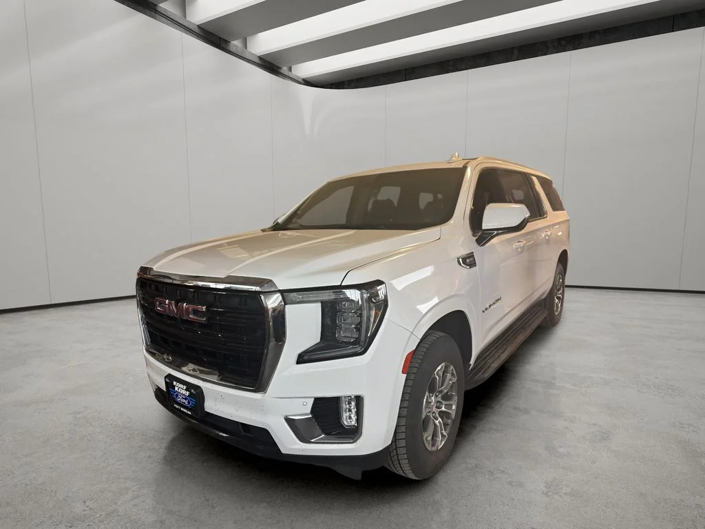 2021 GMC Yukon 4WD SLE's photo