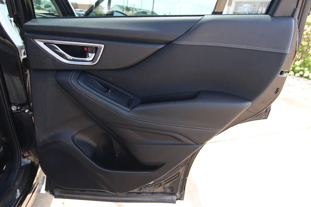 Used 2021  Subaru Premium image 38