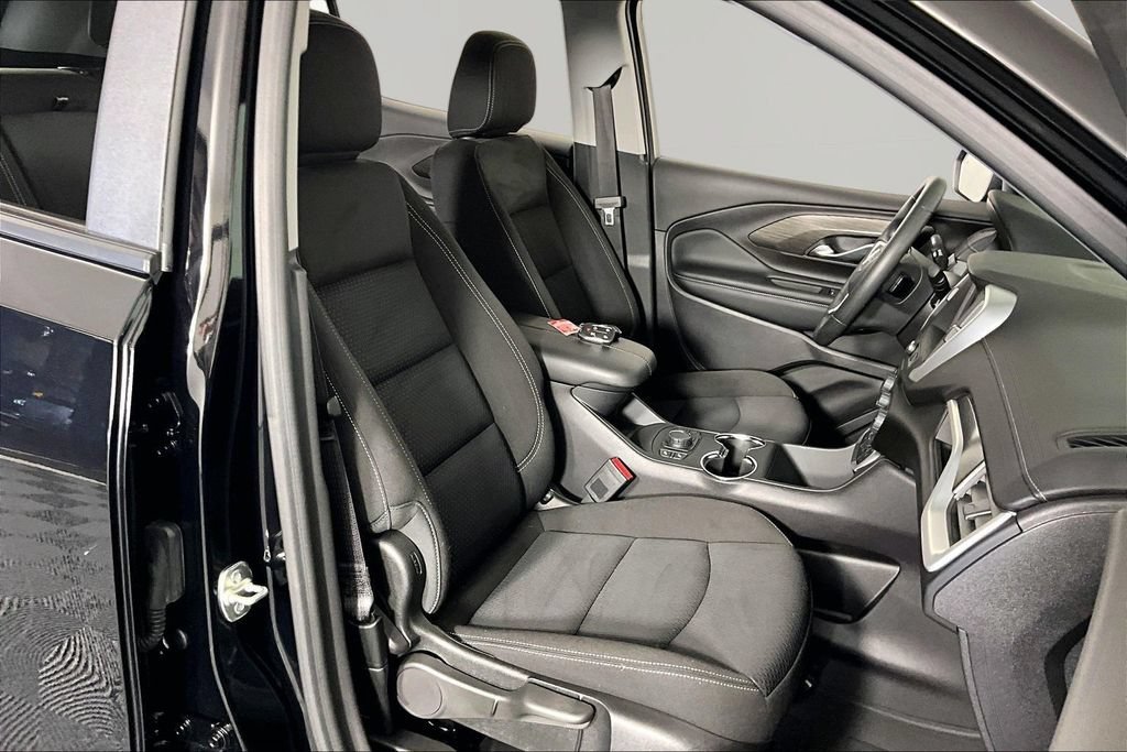 2024 GMC Terrain SLE - Photo 27
