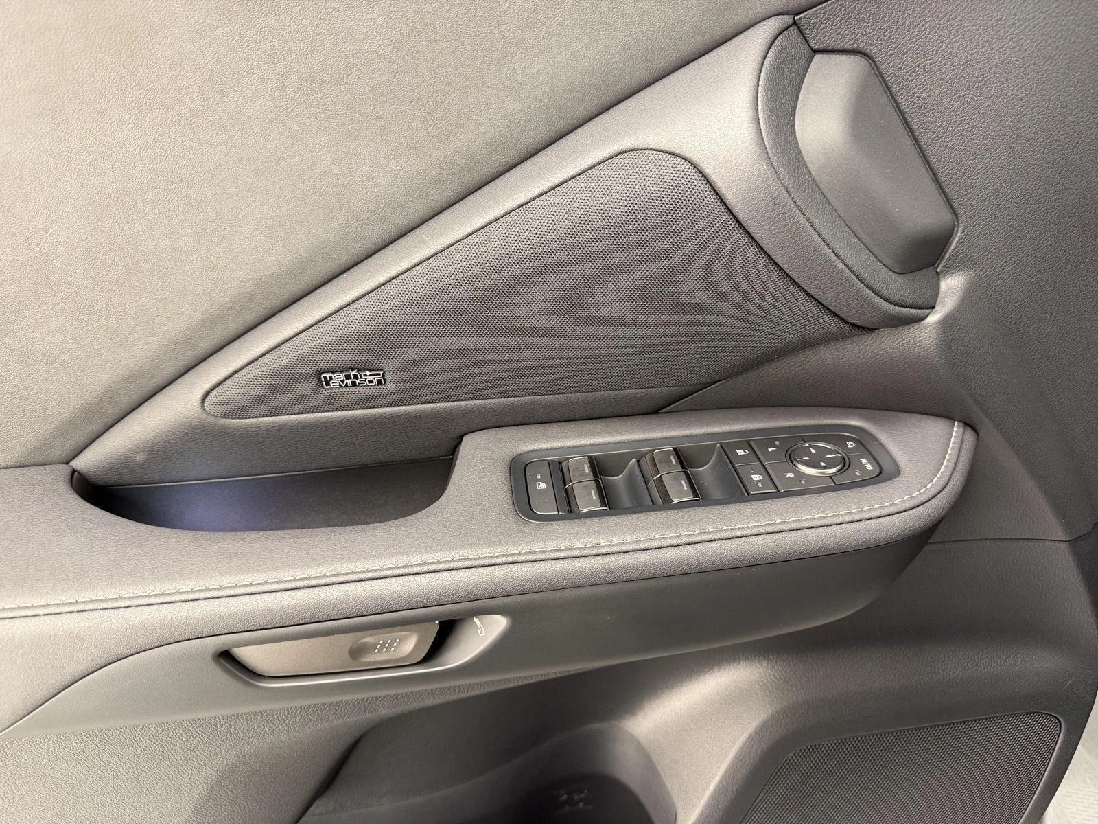 2026 Lexus TX Luxury - Photo 8