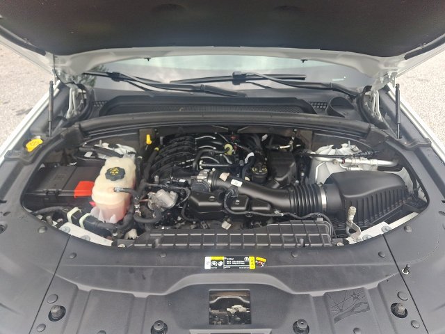 Used 2023 White Jeep Limited image 27