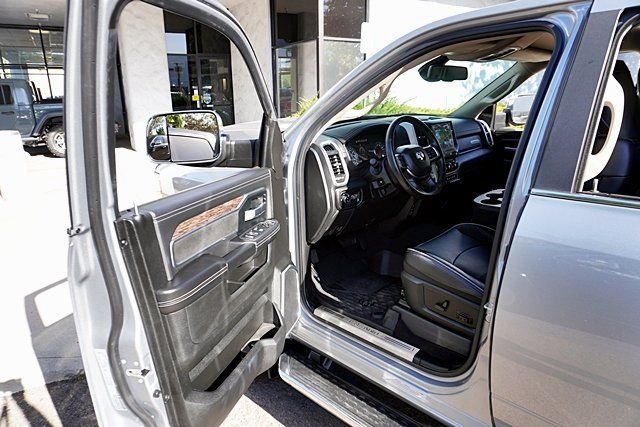 Used 2021 Silver Ram Laramie image 50