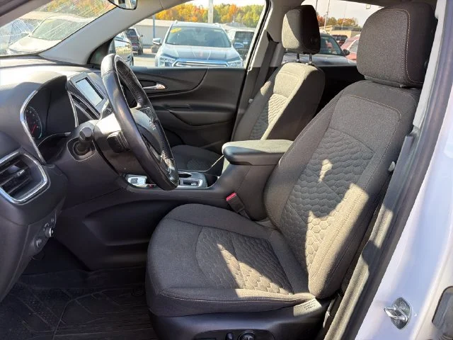 Used 2021 SUMMIT WHITE Chevrolet LT image 15