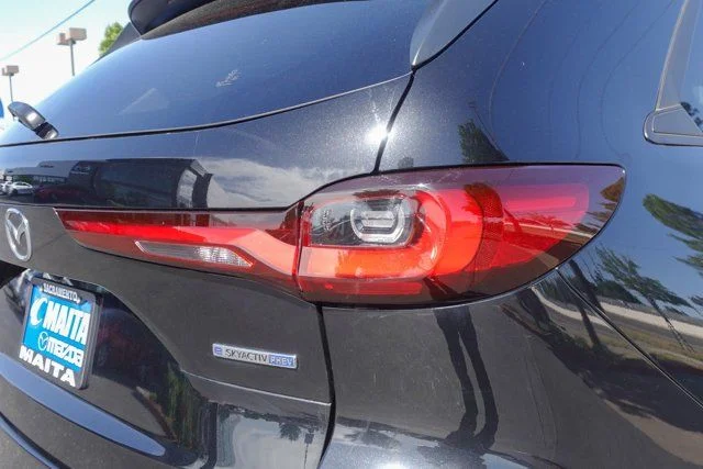 Certified Used 2024 Jet Black Mica Mazda Preferred image 6