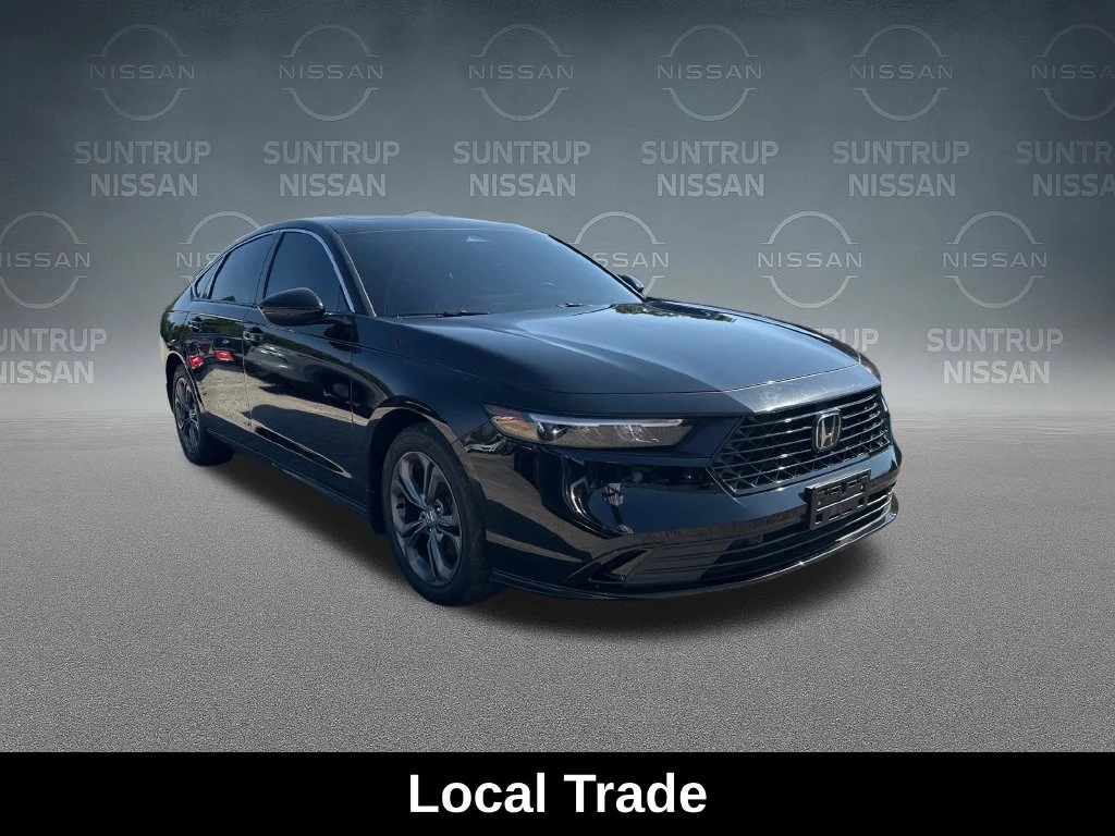 Used 2025 Black Honda EX-L image 8