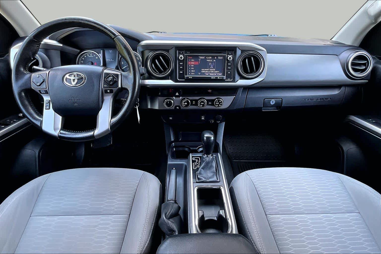 Used 2016 Blazing Blue Pearl Toyota SR5 image 16