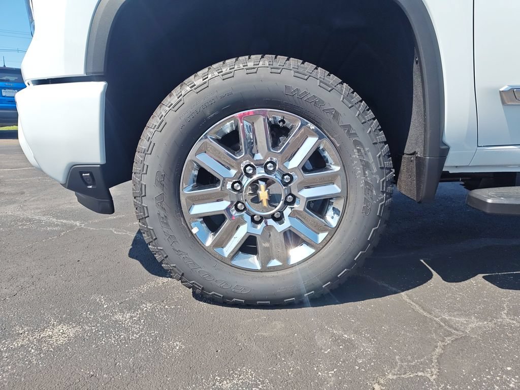 2026 Chevrolet Silverado 2500 HD High Country - Photo 10